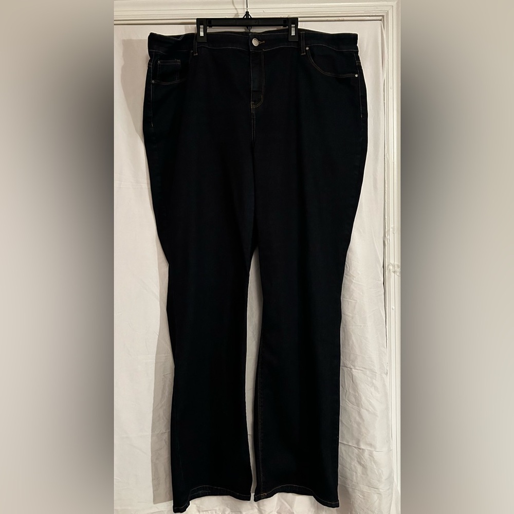 Women’s Jeans- Chicos size 4 The Platinum Barely Boot.